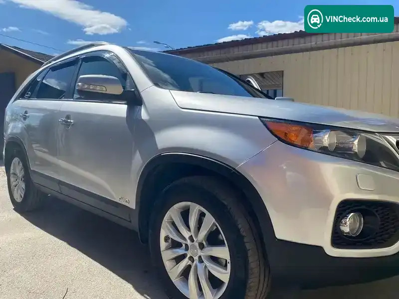 Kia Sorento 2011, фото з оголошення 2 з 20, VIN KNAKU814CC5266059