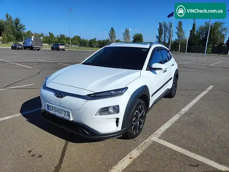 Hyundai Kona 2019, фото з оголошення 1 з 20, VIN LBE3SBXC6KW000701