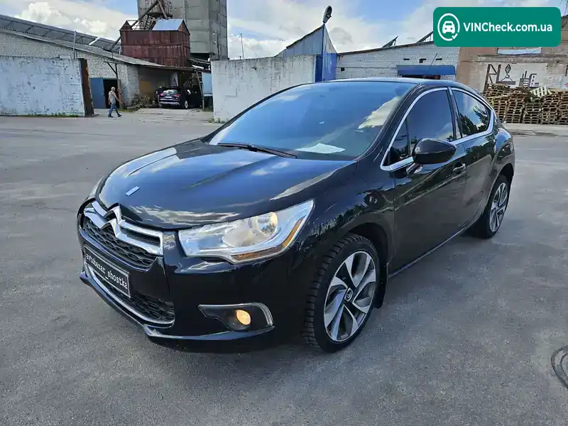 Citroen DS4 2012, фото з оголошення 2 з 20, VIN VF7NX5FS0CY565807