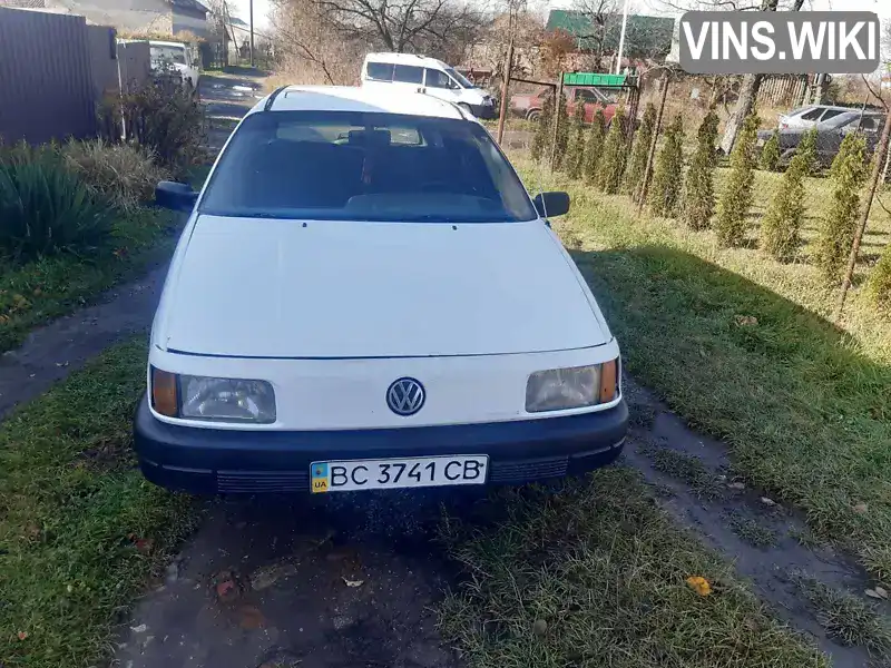 Volkswagen Passat 1988, фото з оголошення 1 з 7, VIN WVWZZZ31ZJE052389