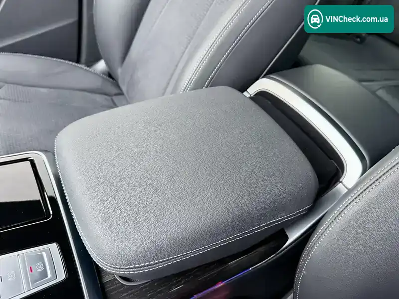 Audi Q8 2025, фото з оголошення 2 з 21, VIN WAUZZZF16SD029447