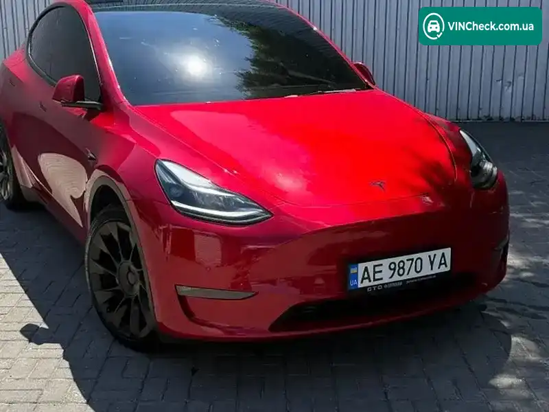 Tesla Model Y 2022, фото з оголошення 2 з 21, VIN 7SAYGAEE6NF552879