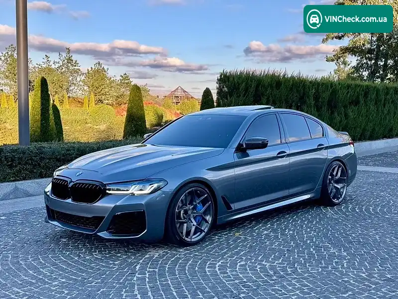 BMW 5 Series 2018, фото з оголошення 1 з 16, VIN WBAJE7C5XKWW03248