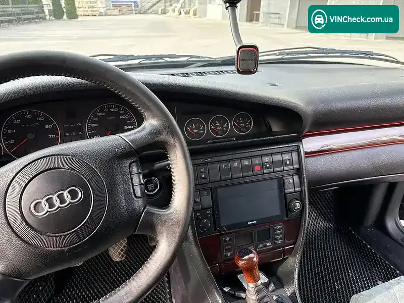 Audi 100 1993, фото з оголошення 1 з 14, VIN WAUZZZ4AZPN085596