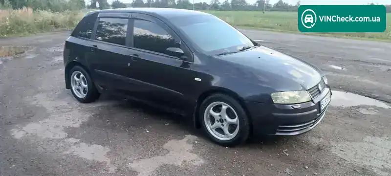 Fiat Stilo 2002, фото з оголошення 2 з 14, VIN ZFA19200000226587