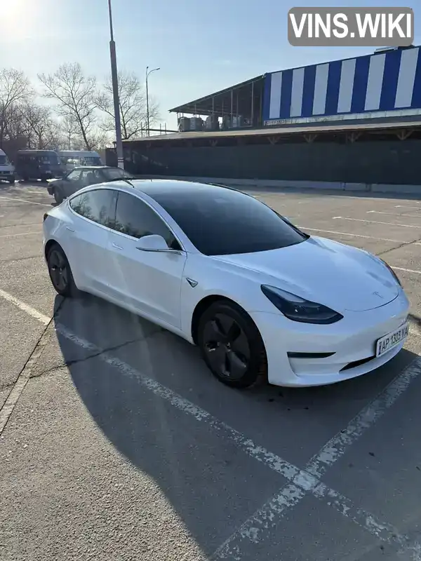Tesla Model 3 2019, фото з оголошення 2 з 20, VIN 5YJ3E1EB2KF442300