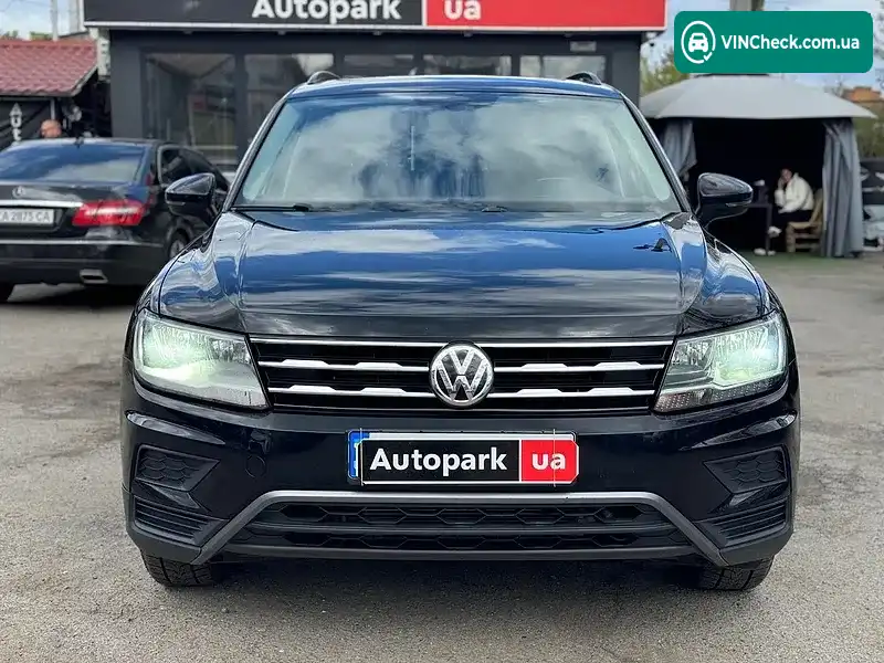 Volkswagen Tiguan 2019, фото з оголошення 2 з 20, VIN 3VV2B7AX4KM146023