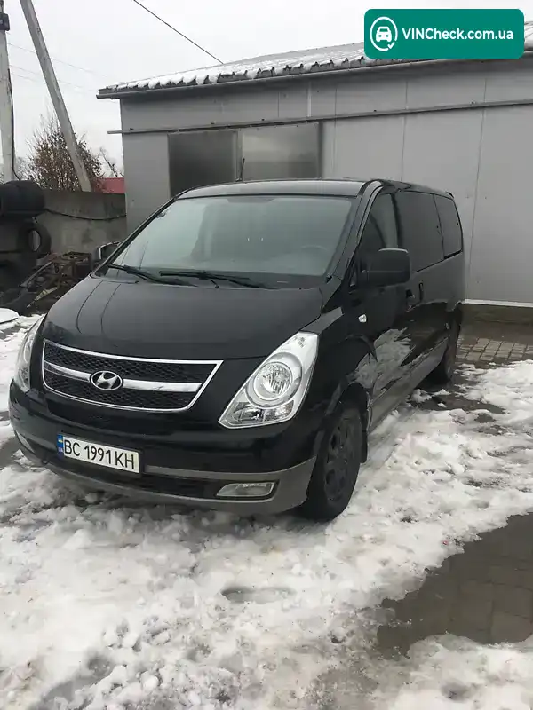 Hyundai H-1 2010, фото з оголошення 2 з 9, VIN KMHWH81JAAU217213