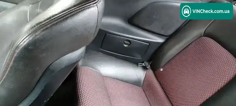 Hyundai Tiburon 2006, фото з оголошення 2 з 13, VIN KMHHN65F96U224630