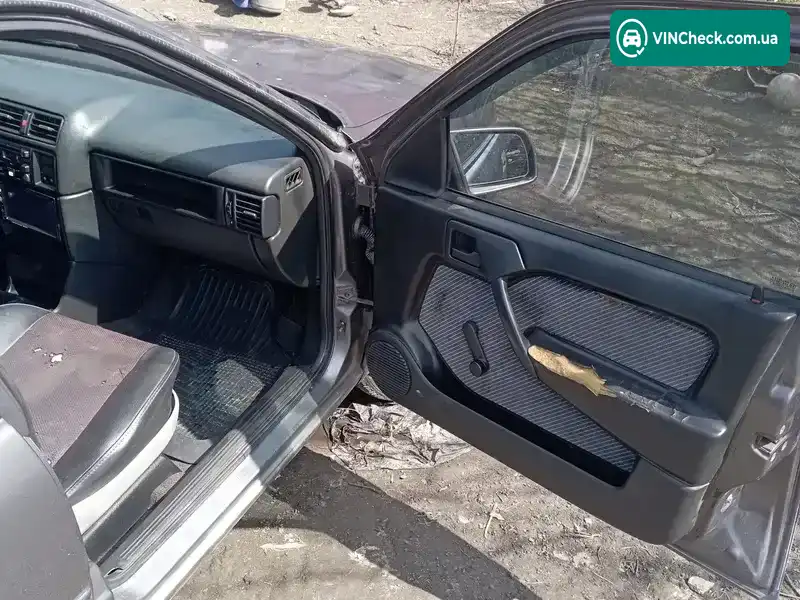 Opel Vectra 1989, фото з оголошення 2 з 10, VIN W0L000087K1062571
