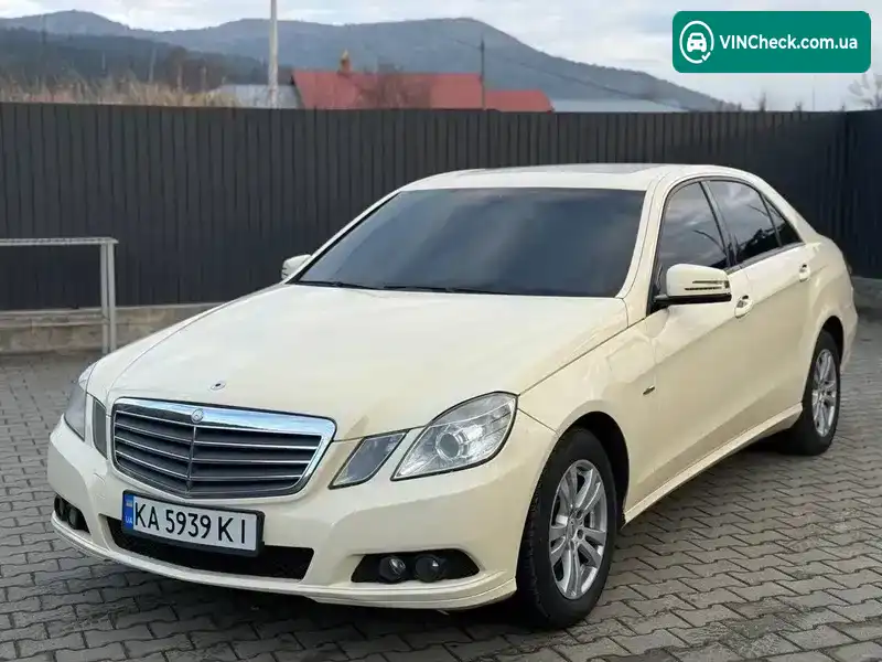 Mercedes-Benz E-Class 2011, фото з оголошення 1 з 13, VIN WDD2120411A487909
