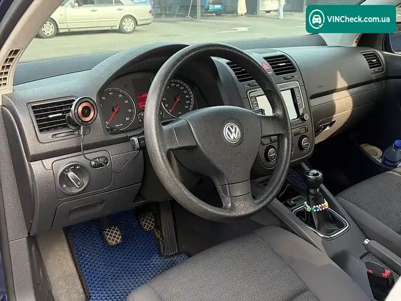 Volkswagen Golf 2005, фото з оголошення 1 з 19, VIN WVWZZZ1KZ6W098346