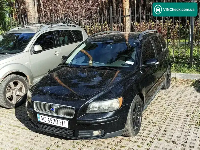 Volvo V50 2004, фото з оголошення 2 з 12, VIN YV1MW753142006222
