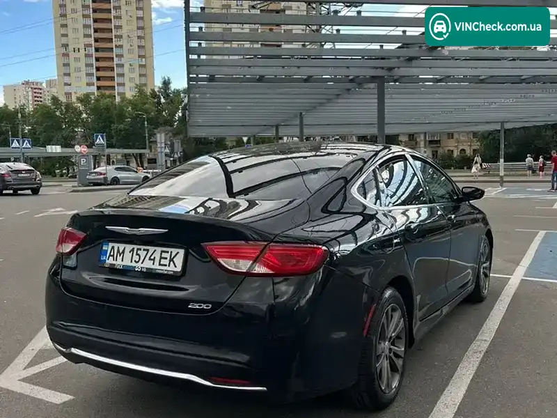 Chrysler 200 2015, фото з оголошення 2 з 20, VIN 1C3CCCABXFN697358