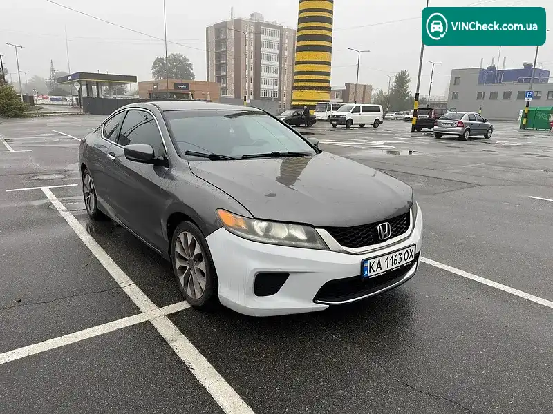 Honda Accord 2012, фото з оголошення 2 з 16, VIN 1HGCT1B35DA005469