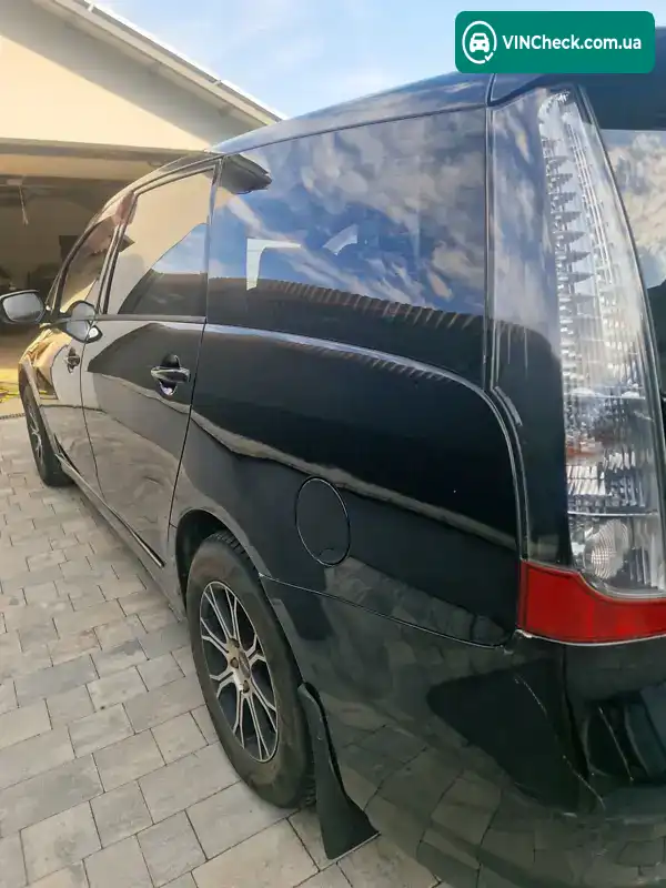 Mitsubishi Grandis 2007, фото з оголошення 2 з 20, VIN JMBLNNA4W7Z000498
