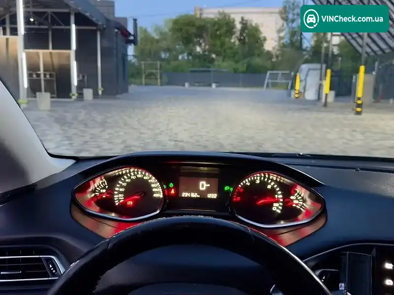 Peugeot 308 2015, фото з оголошення 2 з 16, VIN VF3LCBHZHFS281815