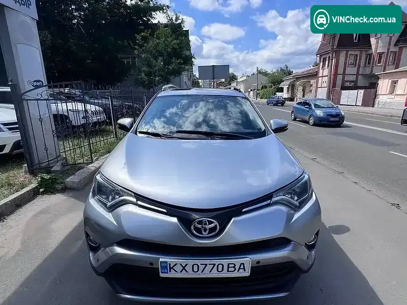 Toyota RAV4 2016, фото з оголошення 2 з 14, VIN 2T3RFREV8GW411683