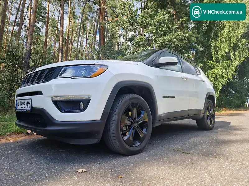 Jeep Compass 2019, фото з оголошення 2 з 20, VIN 3C4NJDBB2LT100293