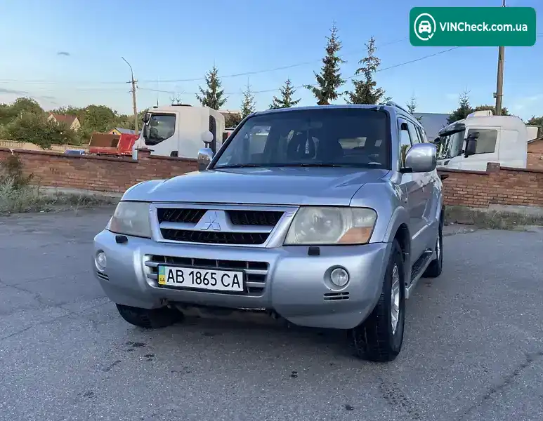 Mitsubishi Pajero 2006, фото з оголошення 2 з 18, VIN JMBLYV78W7J000329