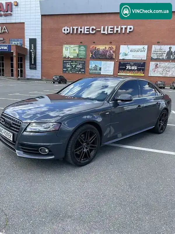 Audi A4 2010, фото з оголошення 1 з 10, VIN WAUKFBFL6BN003024