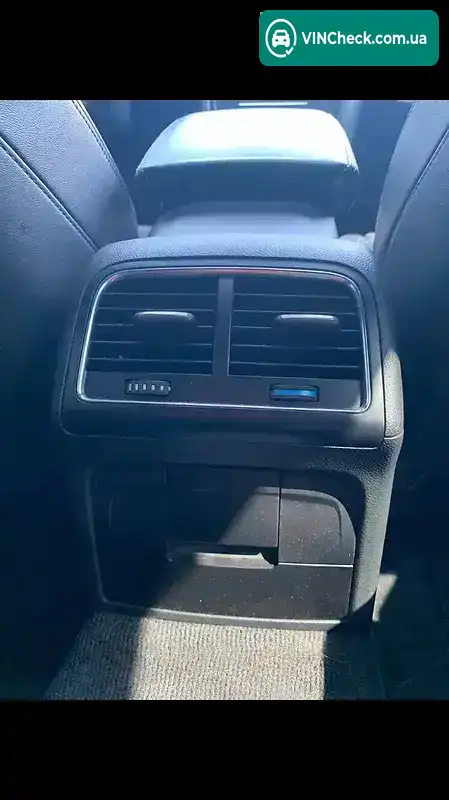 Audi A4 2010, фото з оголошення 2 з 10, VIN WAUKFBFL6BN003024