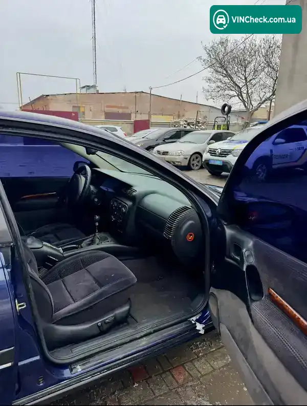 Opel Omega 1995, фото з оголошення 1 з 9, VIN W0L000027S1079237