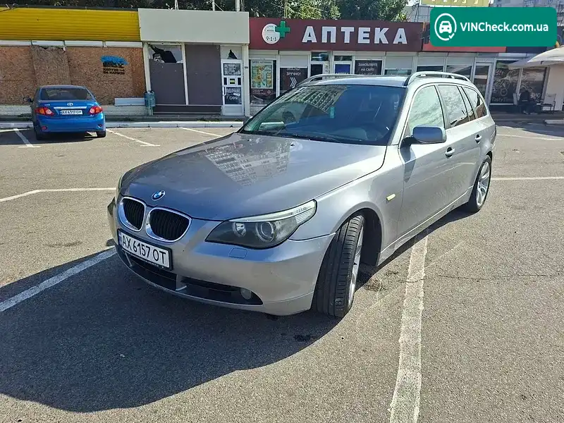 BMW 5 Series 2004, фото з оголошення 2 з 9, VIN WBANJ51020B421170