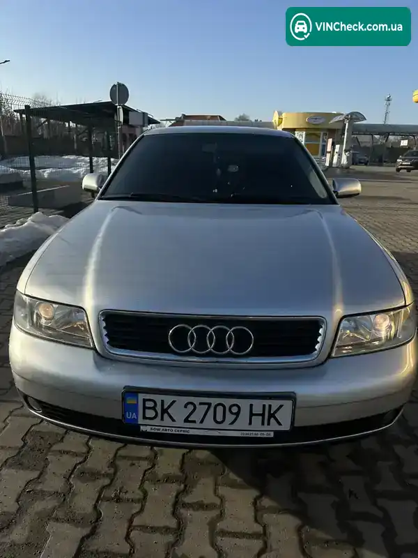 Audi A4 2000, фото з оголошення 2 з 15, VIN WAUZZZ8DZ1A081871