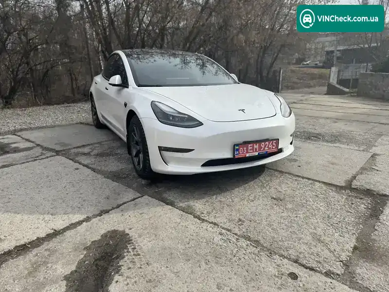 Tesla Model 3 2021, фото з оголошення 2 з 19, VIN 5YJ3E1EAXMF031639