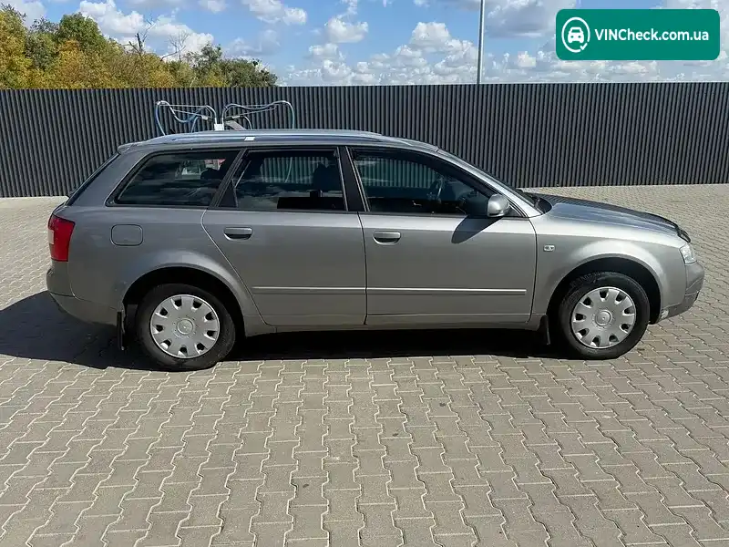 Audi A4 2004, фото з оголошення 2 з 14, VIN WAUZZZ8E35A078689