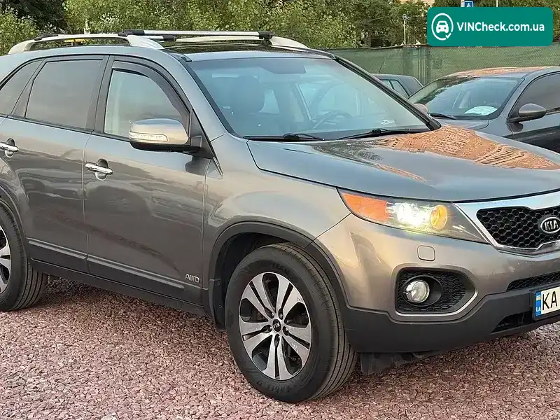 Kia Sorento 2011, фото з оголошення 2 з 20, VIN KNAKU814DB5178010