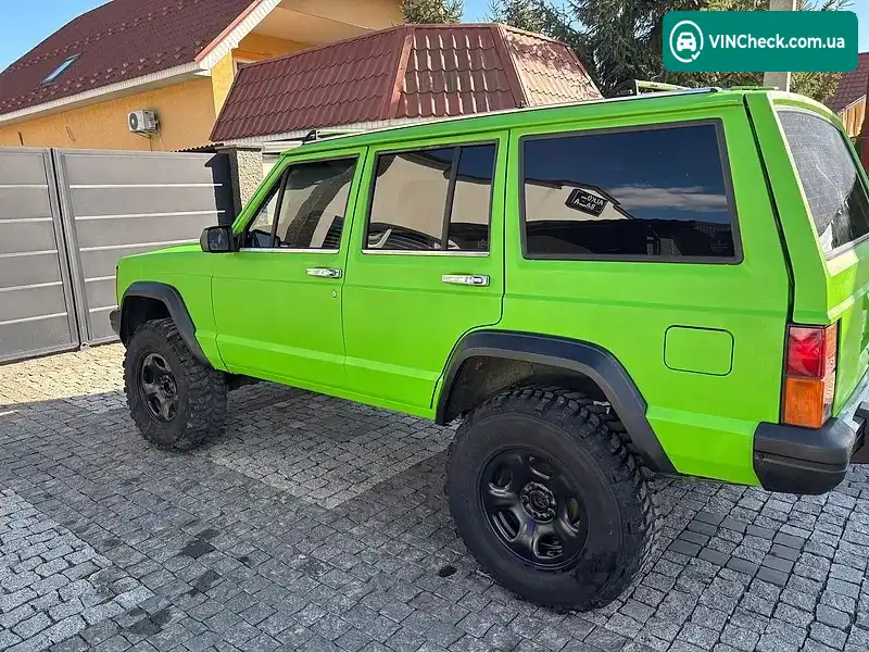 Jeep Cherokee 1996, фото з оголошення 2 з 20, VIN 1J4FJN8M7TL170591