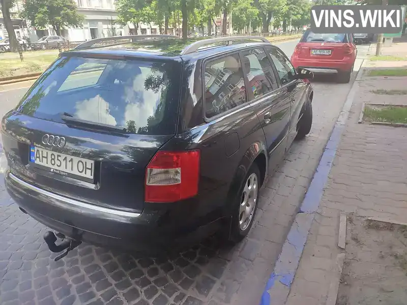 Audi A4 2004, фото з оголошення 2 з 10, VIN WAUZZZ8E75A112049