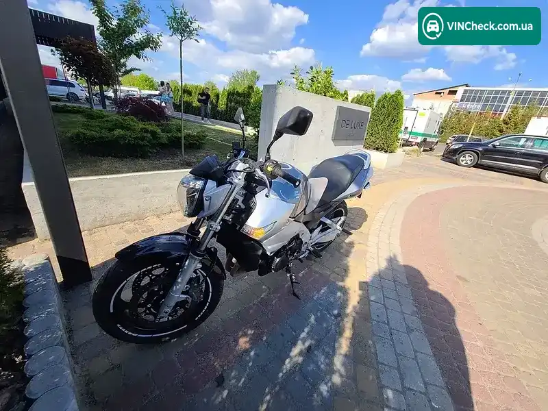 Suzuki GSR 600 2006, фото з оголошення 1 з 16, VIN JS1B9111100112588