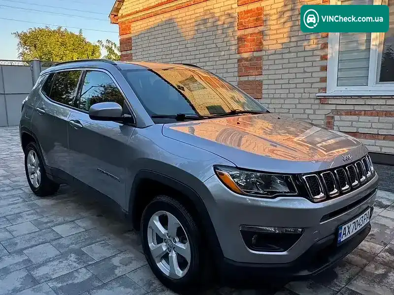 Jeep Compass 2018, фото з оголошення 1 з 10, VIN 3C4NJDBB7KT597114