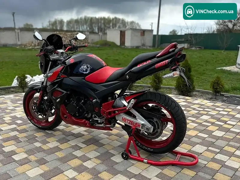 Suzuki GSR 600 2006, фото з оголошення 2 з 16, VIN JS1B9111100106427