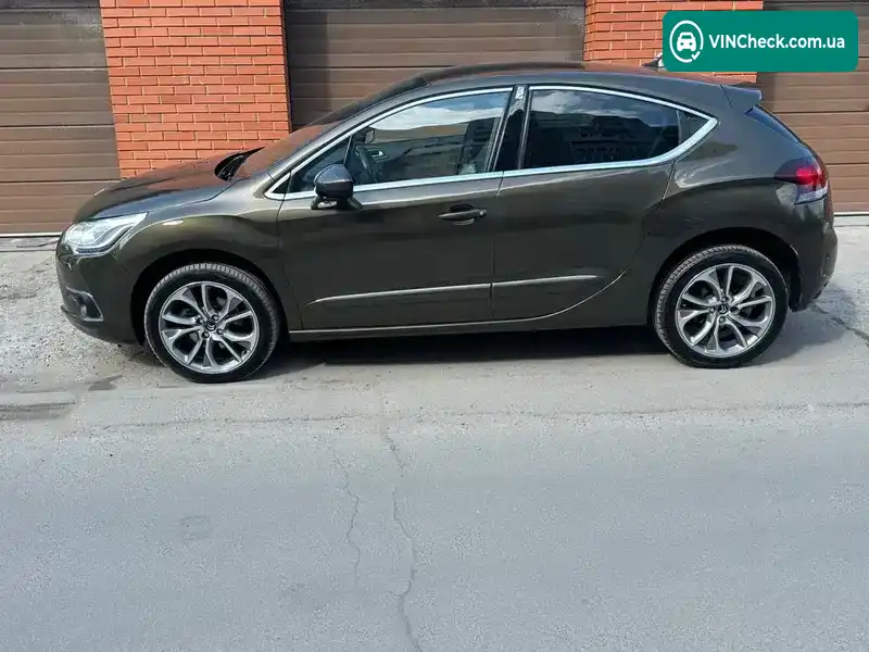 Citroen DS4 2012, фото з оголошення 2 з 15, VIN VF7NX5FEACY593100