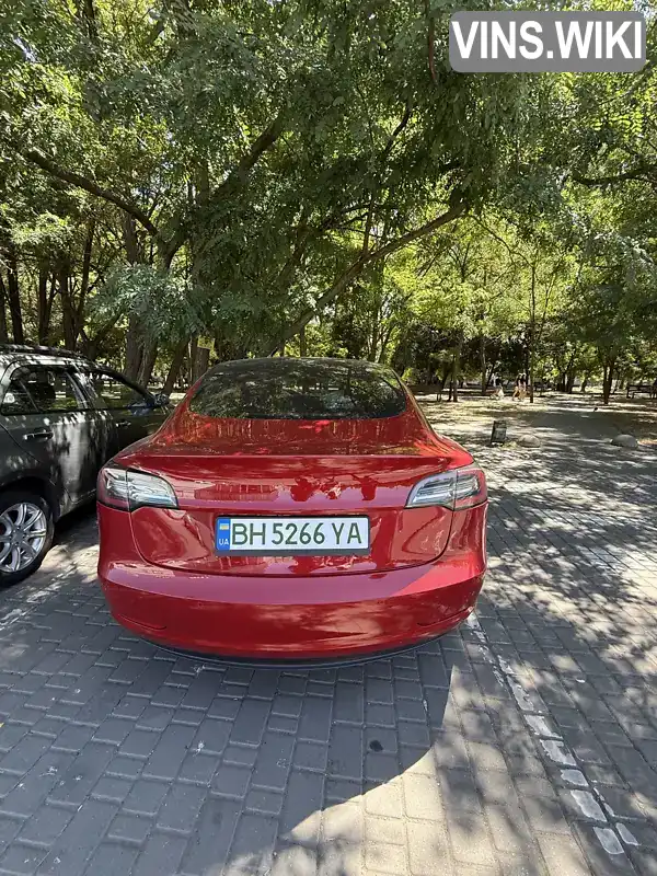 Tesla Model 3 2019, фото з оголошення 2 з 9, VIN 5YJ3E1EA4KF299177