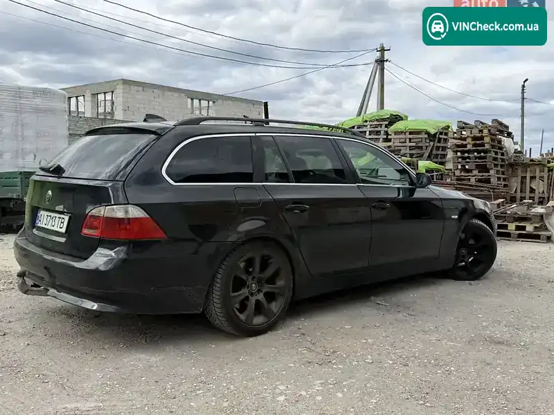 BMW 5 Series 2004, фото з оголошення 2 з 7, VIN WBANJ71000CR12570