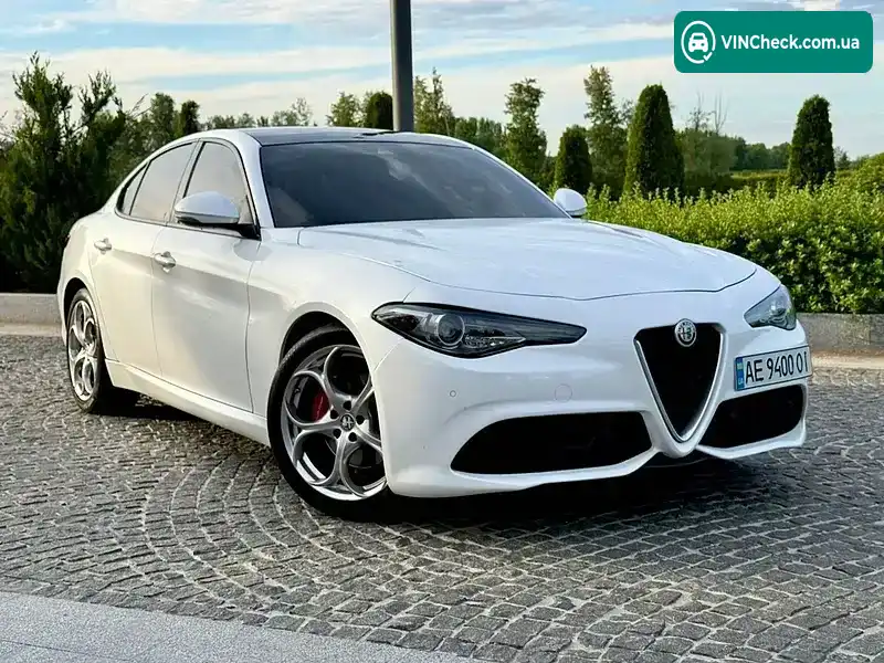 Alfa Romeo Giulia 2017, фото з оголошення 1 з 21, VIN ZARFAEEN3H7551766