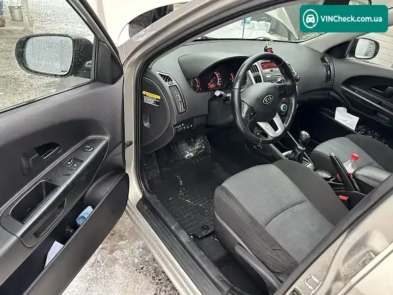 Kia Ceed 2010, фото з оголошення 1 з 15, VIN U5YHB816AAL143613