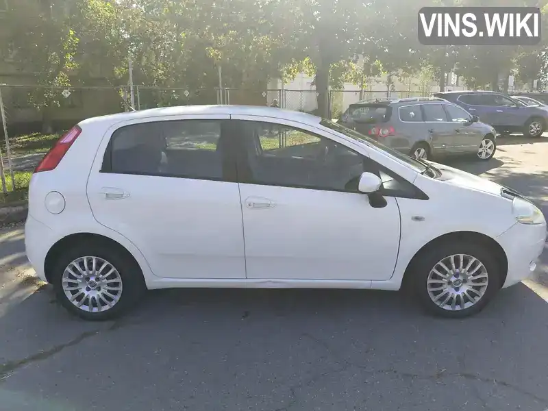 Fiat Punto 2009, фото з оголошення 2 з 21, VIN ZFA19900001486331
