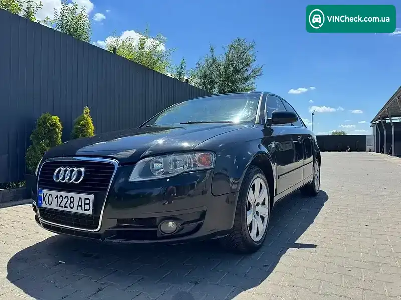 Audi A4 2004, фото з оголошення 1 з 9, VIN WAUZZZ8E85A443089