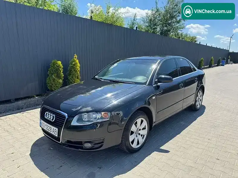 Audi A4 2004, фото з оголошення 2 з 9, VIN WAUZZZ8E85A443089