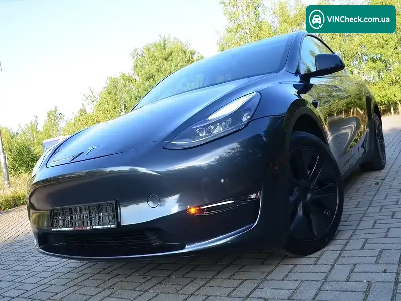Tesla Model Y 2025, фото з оголошення 2 з 20, VIN 7SAYGDEE8SF286147