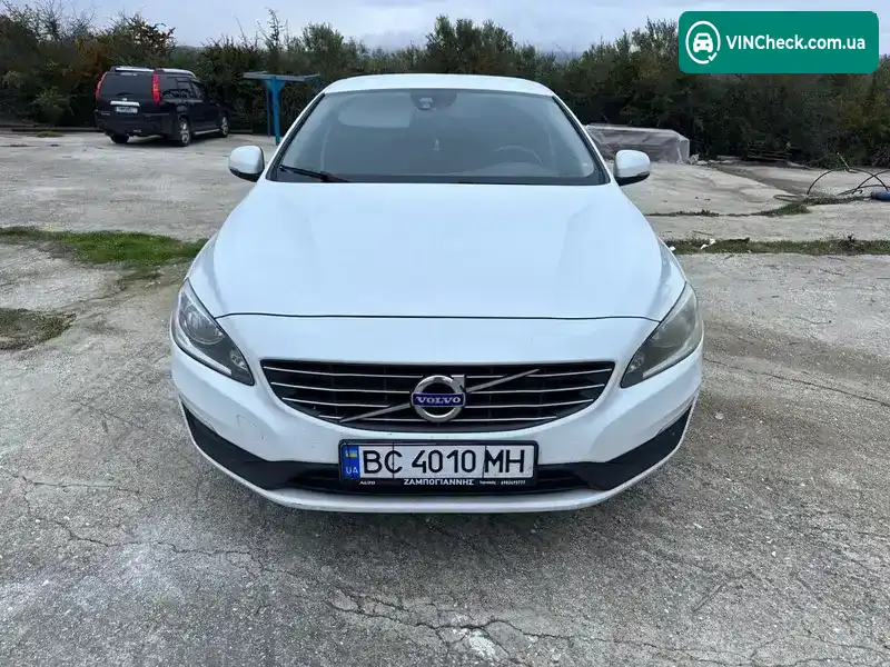 Volvo V60 2013, фото з оголошення 1 з 9, VIN YV1FW848BE1157868