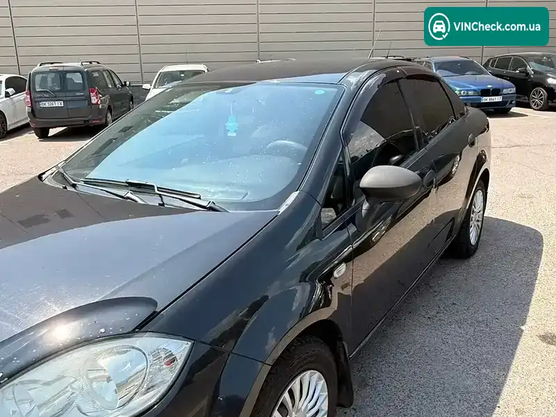Fiat Linea 2011, фото з оголошення 2 з 15, VIN ZFA32300003123328