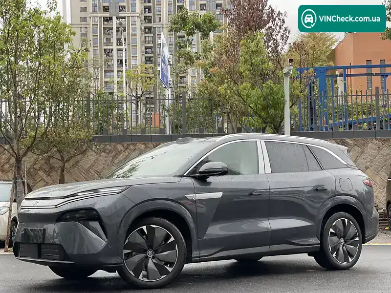 BYD Tang 2025, фото з оголошення 2 з 17, VIN LGXCF4CD7S0250200