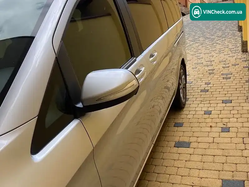 Mercedes-Benz V-Class 2014, фото з оголошення 2 з 12, VIN WDF44781313001327